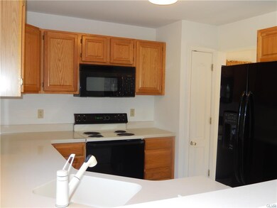 281 Ridings Cir, Macungie, PA 18062 - photo 6