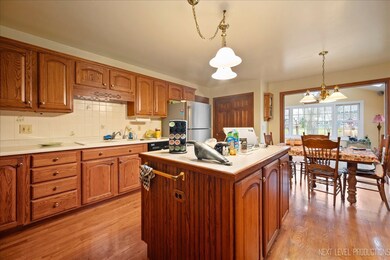 2350 Tanglewood Ct unit 4, Aurora, IL 60506 - photo 4