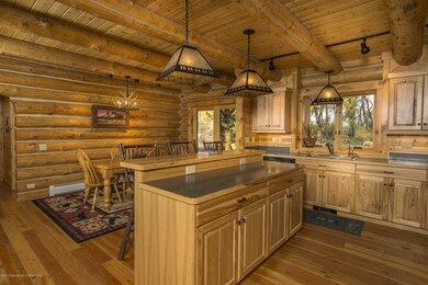 6 kitchen to dining