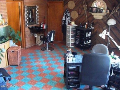 cristys beauty shop 2nd view