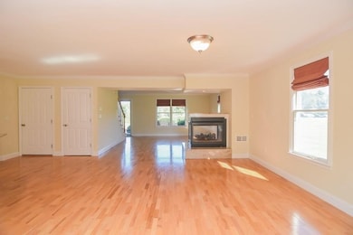 218 Rangeway Rd unit 211, North Billerica, MA 01862 - photo 6
