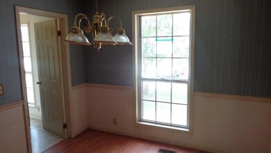 301 Keenan Ln, Shelbyville, TN 37160 - photo 2