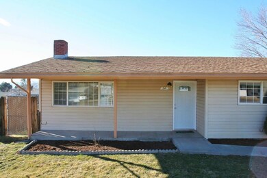 10412 Kincheloe 002