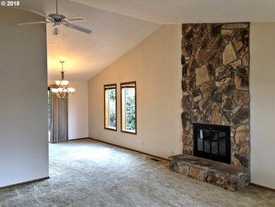 2777 Bailey Ln, Eugene, OR 97401 - photo 4