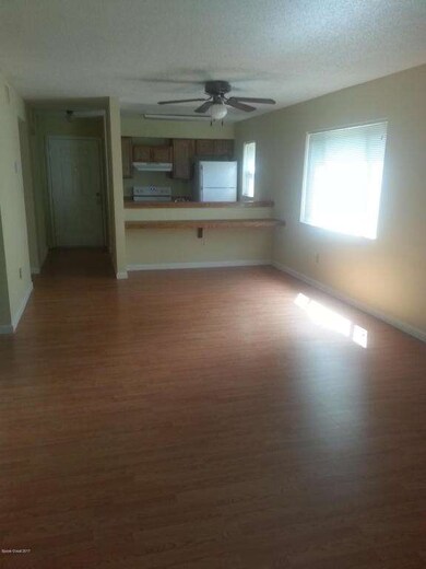 LIVING / DINING  COMBO