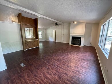 4420 Jackson Ln, Granbury, TX 76049 - photo 3