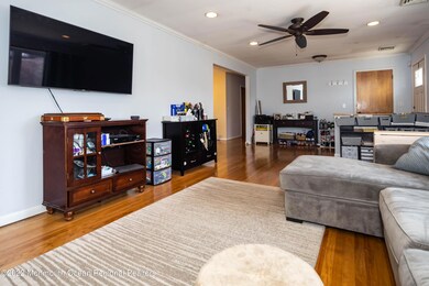 07_Living Room-5