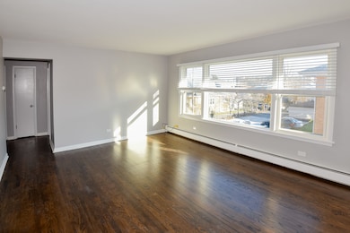 6925 N Rosemary Ln unit 2E, Niles, IL 60714 - photo 3