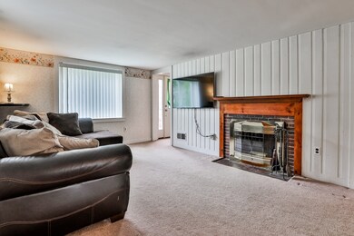 26 Sullivan St, Nashua, NH 03064 - photo 7