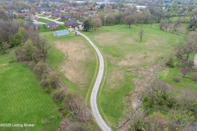 1107 N 3rd St, Bardstown, KY 40004 - photo 3