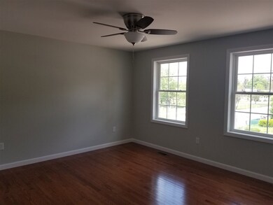 11 Garfield St, Manchester, NH 03103 - photo 7