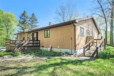 32390 Edison Rd, New Carlisle, IN 46552 - photo 6