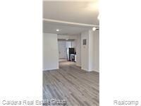 27 Henry Clay Ave, Pontiac, MI 48341 - photo 5