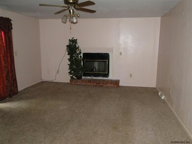 12 Birch Ln, Rensselaer, NY 12144 - photo 6