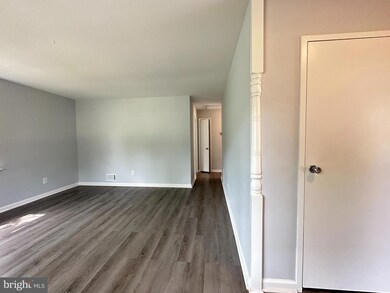 9677 Hagel Cir unit 36/A, Lorton, VA 22079 - photo 5