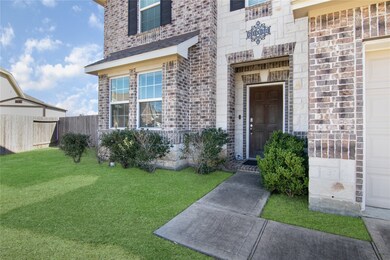4716 Alluvial Cir, Alvin, TX 77511 - photo 4