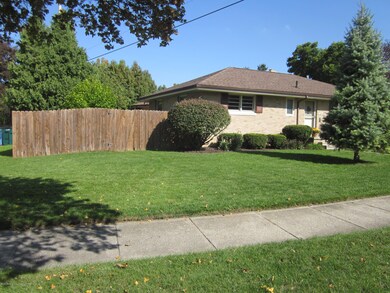 2010 Loraine Ave, Lansing, MI 48910 - photo 4