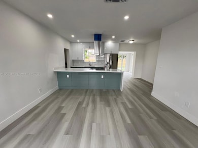 1185 W 50th St, Hialeah, FL 33012 - photo 7