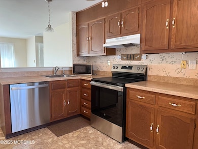 7B Cambridge Cir unit B, Manchester, NJ 08759 - photo 3