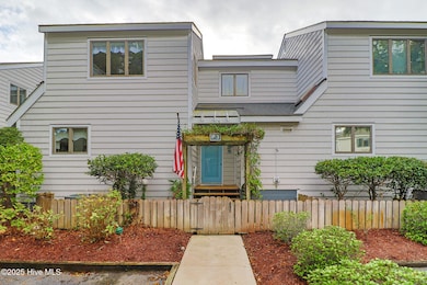 570 Coral Dr unit 3, Atlantic Beach, NC 28512 - photo 2