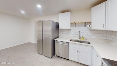 9301-east-29th-st-tucson-az-kitchen1