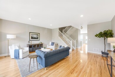 1096 Oregon Ave, Columbus, OH 43201 - photo 2