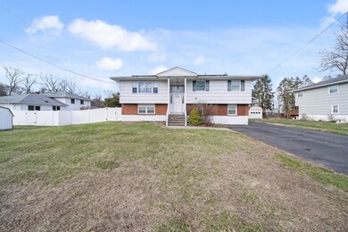 33 de Halve Maen Dr, Stony Point, NY 10980 - photo 4