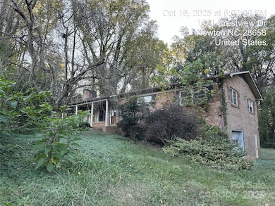 1871 Crestview Dr, Newton, NC 28658 - photo 2