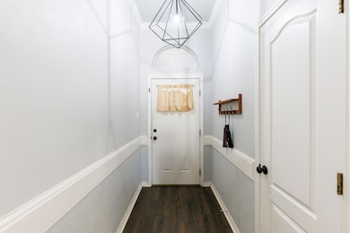 414 Sooner St, Wolfforth, TX 79382 - photo 7