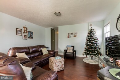 3326 Washington Blvd, Halethorpe, MD 21227 - photo 5