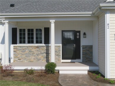 82 Joseph Ct unit 7, Saunderstown, RI 02874 - photo 3