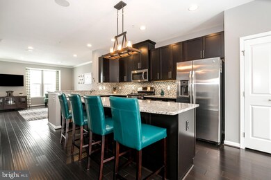 1813 Honeysuckle Ct, Downingtown, PA 19335 - photo 3