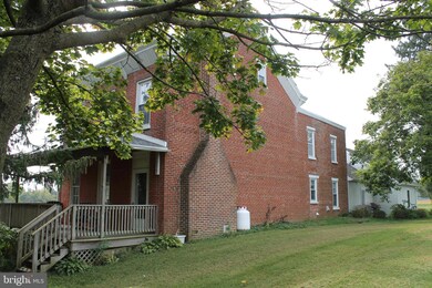 1104 Rickenbach Rd, Reading, PA 19605 - photo 6