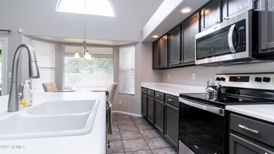 1191 W Vera Ln-9