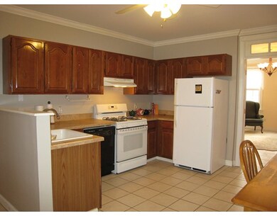 74 Gilman St unit 10, Somerville, MA 02145 - photo 5