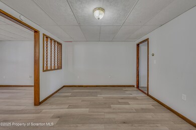 1411 Academy St, Scranton, PA 18504 - photo 4