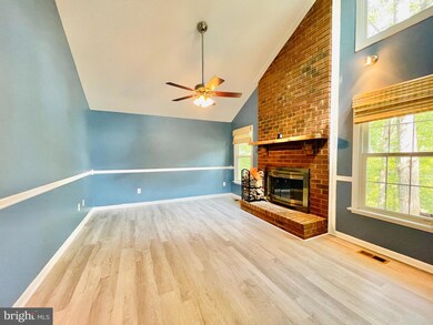 201 Lighthouse Cove, Stafford, VA 22554 - photo 4