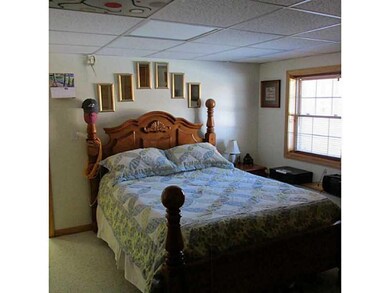 Bedroom. Apt Bedroom