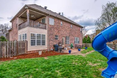 GREAT BACK YARD AND PATIO FOR ENTERTAINING 