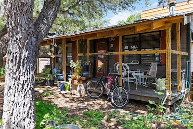 335 Flatrock Dr, Canyon Lake, TX 78133 - photo 2