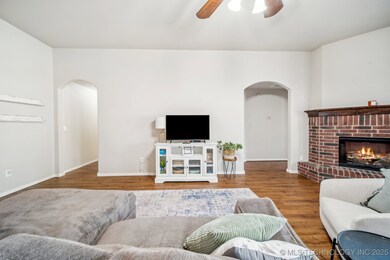 3300 S 18th St, Broken Arrow, OK 74012 - photo 7