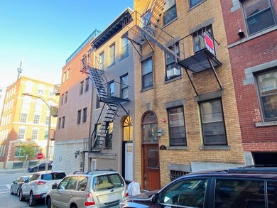 21 Henchman St, Boston, MA 02113 - photo 2