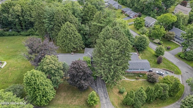 2489 Hilltop Rd, Schenectady, NY 12309 - photo 4