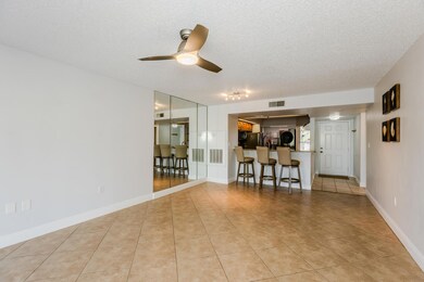 200 Stevens Landing Dr Unit-large-005-00