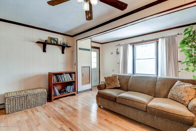 05-Living Room
