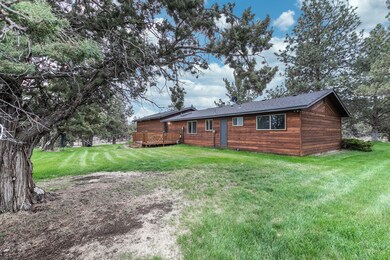 22938 Yucca Ct, Bend, OR 97701 - photo 4