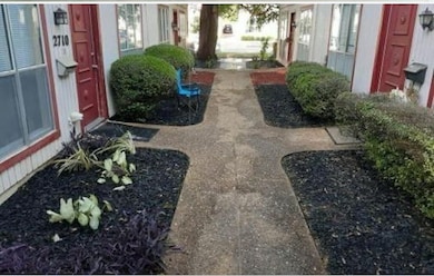 2708 Mccart Ave unit 2710, Fort Worth, TX 76110 - photo 2