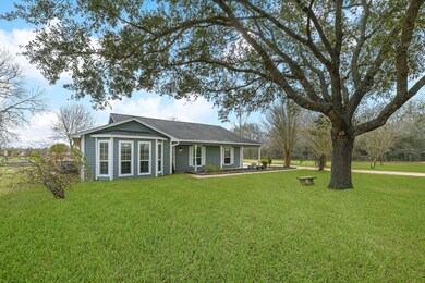 31031 Torrey Rd, Waller, TX 77484 - photo 3