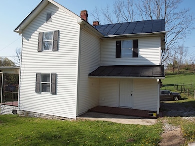 513 Adwolfe Rd, Marion, VA 24354 - photo 3