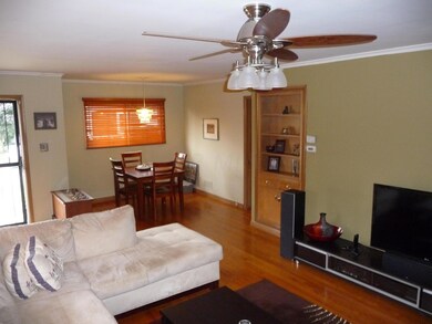 2827 Dover Rd 076